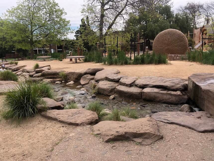 Running water streams @ Harleston Park, Elsternwick.