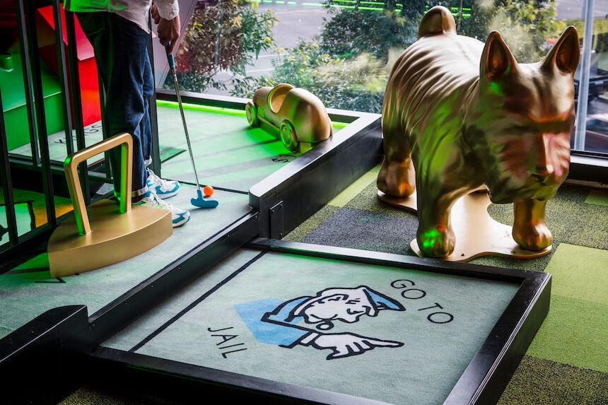 Melbourne Mini Golfing @ Holey Moley Crown Melbourne CBD.