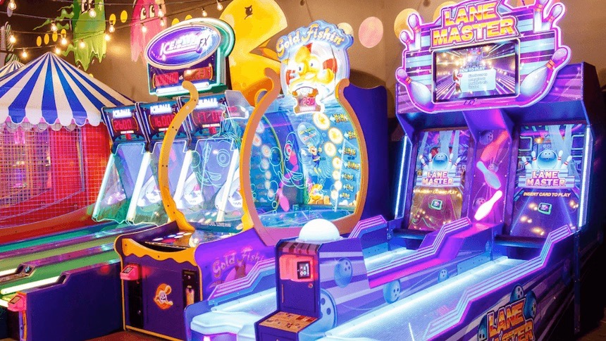 Fun indoor activities Sydney & NSW: arcade games & indoor birthday party venues @ iPlay Australia.