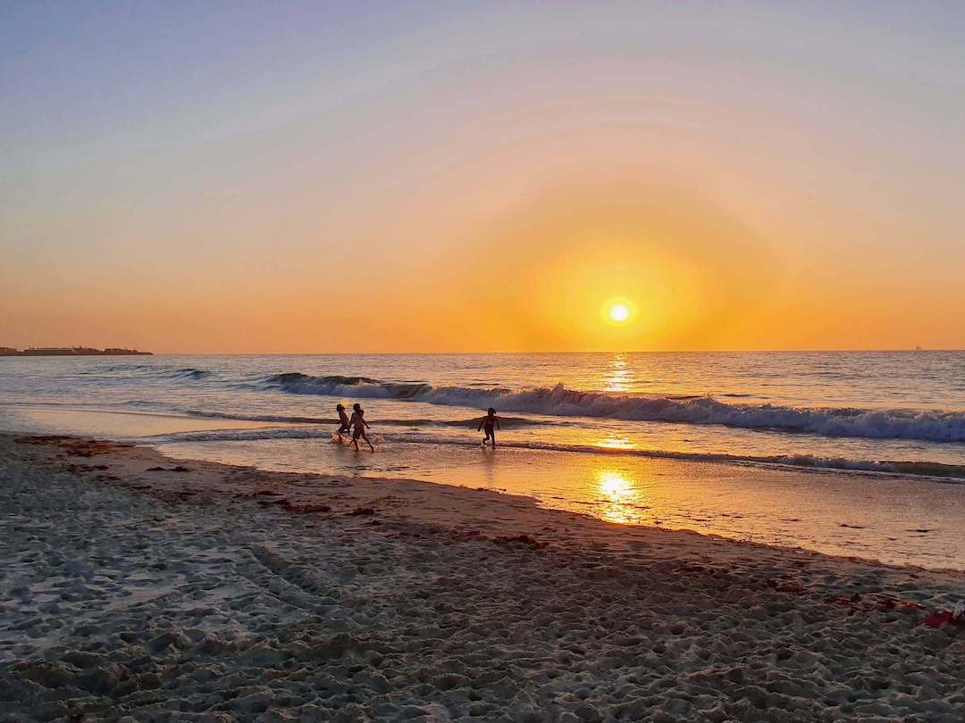 Leighton Beach is one of the best Perth sunset spots.