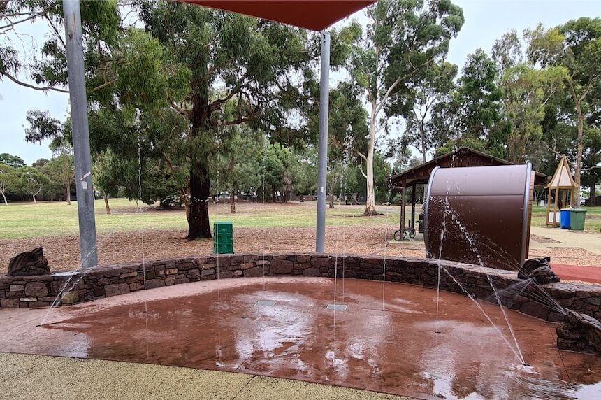 Outdoor water play area @ Thomas Street South Reserve Playground, Hampton.