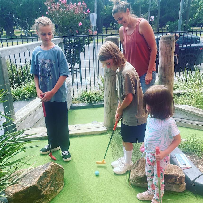 Mornington Peninsula putt putt for the whole family.