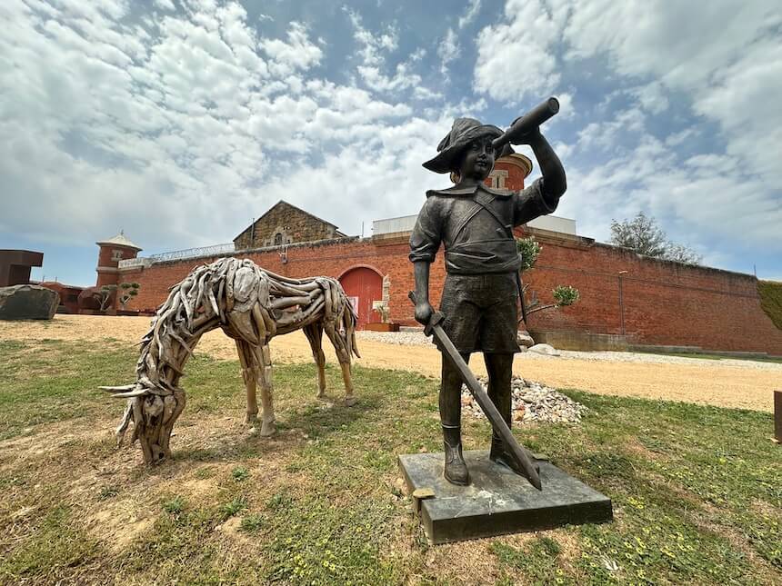 The Old Castlemaine Gaol: The Bromley Collection Museum